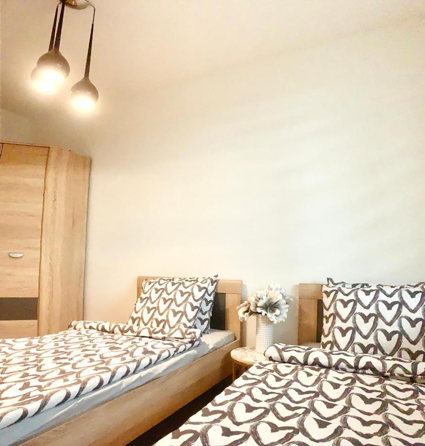 Downtown Apartments Family&Friends Rzeszow Bagian luar foto
