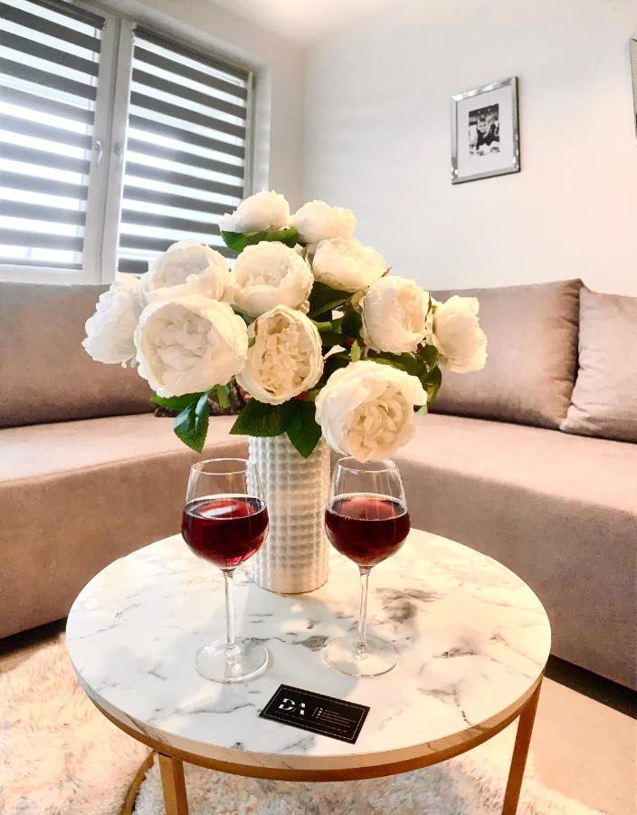 Downtown Apartments Family&Friends Rzeszow Bagian luar foto