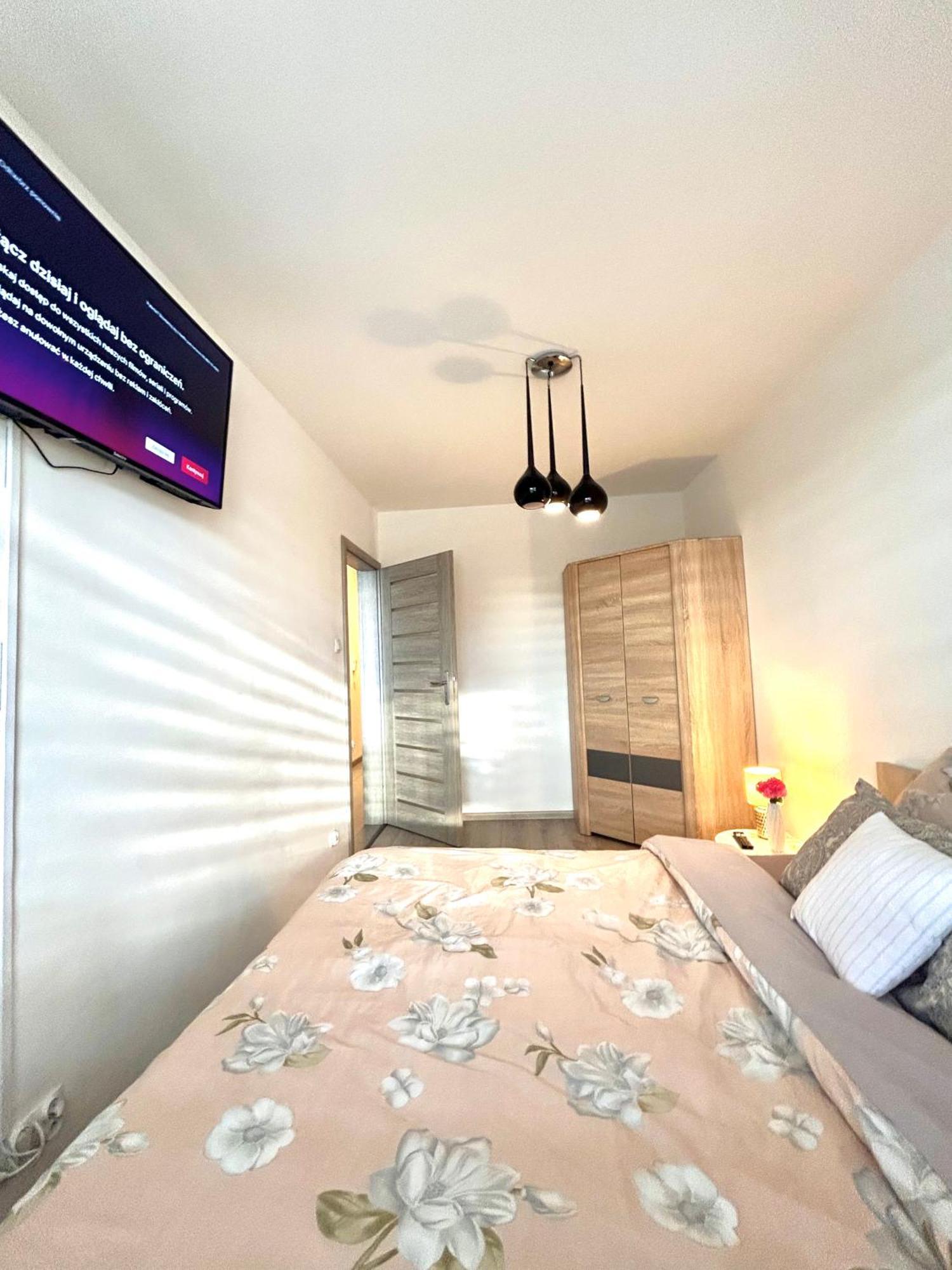 Downtown Apartments Family&Friends Rzeszow Bagian luar foto