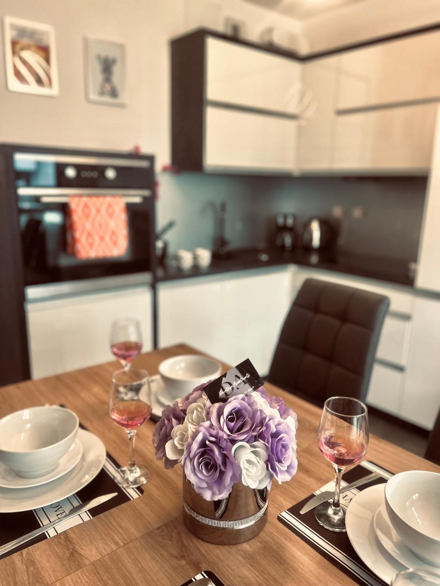 Downtown Apartments Family&Friends Rzeszow Bagian luar foto